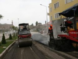 Belediye Asfalt Çalışmalarına Hız Verdi