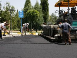 Saü'de Asfalt Çalışması Yapılıyor..