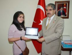 Muş Valisi Çınar, Sbs Birincilerini Ödüllendirdi