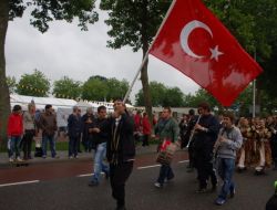 Bursalı Dansçılar Avrupa'yı Fethetti