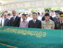 Jandarma Kurşunlarına Hedef Olan Çetintaş Toprağa Verildi