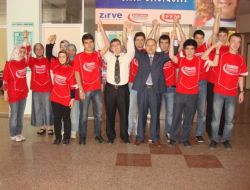 Lys’de Tavşanlı Mutlu Eğitim Yine Zirvede