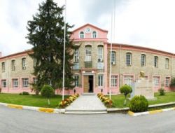 İstanbul Sabahattin Zaim Üniversitesi Öğrencilere Kapılarını Açıyor