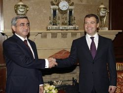Sarkisyan'dan Medvedev'e Türkiye Teşekkürü