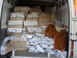 Gümrük Kaçağı Sigarayı Satamadılar