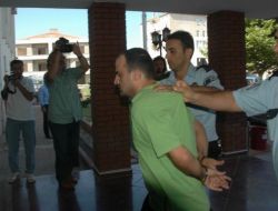 Emekli Polisi Öldürdükleri İleri Sürülen İki Zanlı, Adliyeye Sevk Edildi