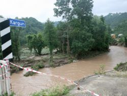 Giresun'da Sele Kapılan 2 Kişi Öldü