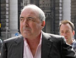 Rus Milyarderden Eşine Rekor Tazminat