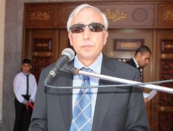 Babasının Adına Bin Kişilik Cami Yaptırdı