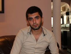 Kuyumcudan 1,5 Dakikada 2 Kilo 350 Gram Altını Çaldılar