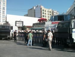 Taksim’de ‘Demokratik Özerklik’ Çağrısı