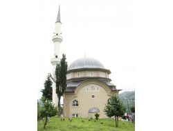 Hayırseverlerin Yaptırdığı Cami Törenle İbadete Açıldı