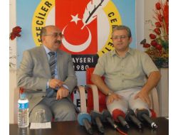 Ahuder Başkanı Gürkök: Basına Uygulanan Sansür Halen Devam Ediyor