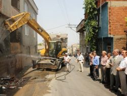 Bursa'daki Dar Yollar Kamulaştırmayla Genişliyor