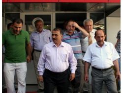 BAŞKAN CANLI TABURCU OLDU