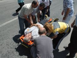 Yangına Giden İtfaiye Otomobille Çarpıştı