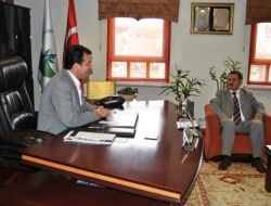 Rektör Sürmen, Orhangazi Üniversitesi'ni Ziyaret Etti