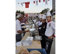 Thm Sanatçısı Vural, Sahneye Eşek Üstünde Çıktı