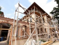 Sırrı Paşa Konağı Nakış Nakış İşleniyor