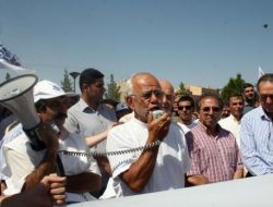 Kolluk Kuvveti Yanında Hastaya Bakmadığı İçin Yargılanan Doktora Destek