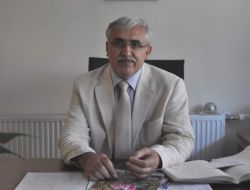 İlahiyat Fakültesi Dekanı Prof.dr. Bedir Görevine Başladı