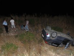 Otomobil Dereye Uçtu