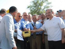 Taşkın Su Kanalları Islah Ediliyor