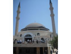 Kemer'de Huzur Camii İbadete Açıldı