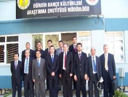 Kosovalı Bakan, Eğirdir Tarımını Yakından İnceledi