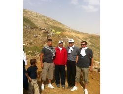 Yüzlerce Kişi Mereto’ya Tırmandı