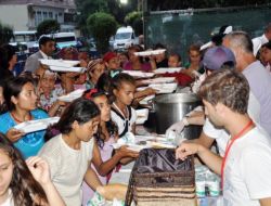 EDİRNE'DE İFTAR İZDİHAMI