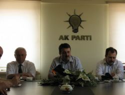 Ak Parti Grubu, İl Genel Meclisi Toplantısı Öncesi Toplandı