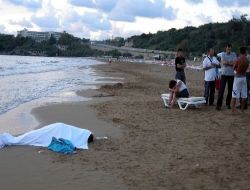 Alman Turist, Doğum Gününde Girdiği Denizde Boğuldu