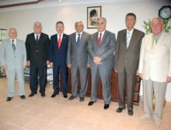 İZMİR İÇİN TEK YUMRUK OLDULAR