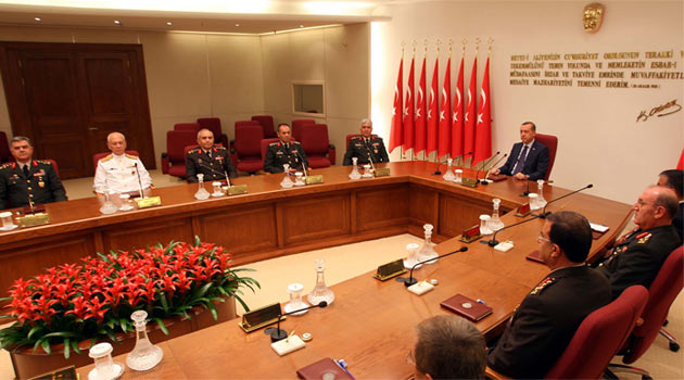 "Bir köyde iki muhtar olmaz!"