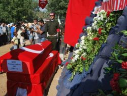 Kazazede Şehit Köyünde Defnedildi