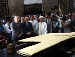 Hırka-i Şerif Ziyarete Açıldı