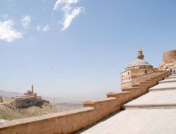 Tarihi Bayazıt Camii'ndeki Ramazan'ın İlk Cumasına Yoğun İlgi
