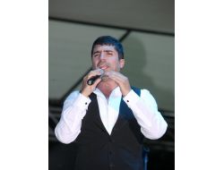 Özcan Deniz Adanalıları Coşturdu