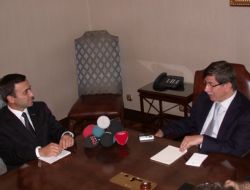 Davutoğlu: Aile İftarlarımızda Sms İle Afrika'ya Yardım Gönderelim