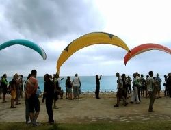 Ölüdeniz Hava Oyunları Festivali Rengarenk Başladı