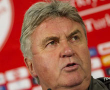 Hiddink'ten şike açıklaması