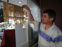 Altın Fiyatları Arttı, Turiste Satış Yapamayan Kuyumcular Sinek Avlıyor