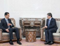 Davutoğlu'nun trafiği sürüyor..