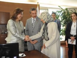 Bakan Şahin'den Şahinbey Belediye Başkanı Tahmazoğlu'na Övgü