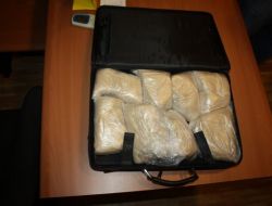 Laptop Çantasından 3 Kilo Eroin Çıktı!