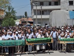Simav Çayı'nda Boğulan Üç Kardeş Toprağa Verildi