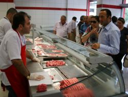 Ebk Ucuz Et Satışına Başladı, Vatandaşın Yüzü Güldü