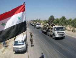 Suriye Ordusu Zafer İşaretleriyle Hama'dan Çekiliyor