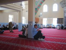 Hakkari'de Mukabele Geleneği Sürüyor